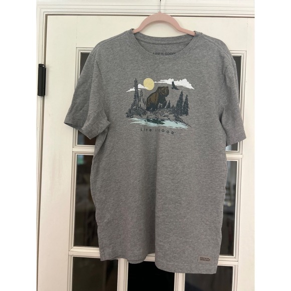 Life Is Good Other - Life is Good Men's Grizzly Bear Forest Crusher Short Sleeve Tee Medium Gray